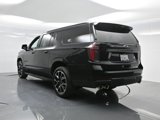 Used 2025 Chevrolet Suburban RST image 5