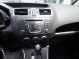 Used 2012 MAZDA MAZDA5 Touring w/ Moonroof & Audio Pkg image 4