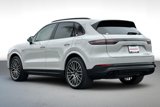 Certified 2021 Porsche Cayenne E-Hybrid image 3