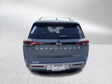 New 2025 Nissan Pathfinder Platinum image 4