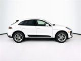 Certified 2025 Porsche Macan image 4