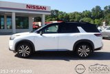 New 2025 Nissan Pathfinder Platinum image 4