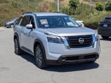 Used 2023 Nissan Pathfinder SV image 3