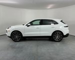 Certified 2024 Porsche Cayenne image 2
