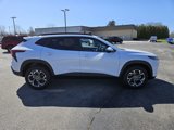 New 2025 Chevrolet Trax LT w/ Sunroof Package image 2