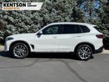 Used 2025 BMW X5 xDrive50e image 3