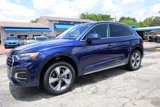 Used 2023 Audi Q5 2.0T Premium w/ Convenience Package image 4