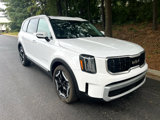 Used 2024 Kia Telluride EX w/ EX Captain's Chair Package image 2