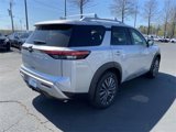 New 2025 Nissan Pathfinder SL image 5