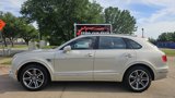 Used 2018 Bentley Bentayga image 2