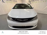 Used 2019 Chrysler Pacifica Touring-L image 2