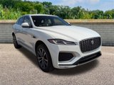 New 2026 Jaguar F-PACE R-Dynamic S image 3