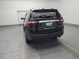 Used 2021 Chevrolet Traverse LT w/ LT Premium Package image 6