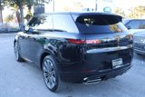 New 2025 Land Rover Range Rover Sport Dynamic SE image 3