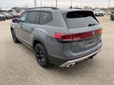 New 2025 Volkswagen Atlas Peak Edition SE image 4