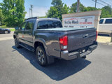 Used 2018 Toyota Tacoma TRD Sport image 5