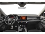 New 2025 Volkswagen Atlas Peak Edition SE image 3