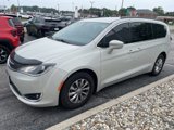 Certified 2017 Chrysler Pacifica Touring-L image 2