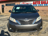 Used 2017 Toyota Sienna XLE Premium image 4