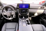 New 2025 Lexus LX 700h Overtrail image 5