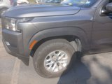 Used 2024 Nissan Frontier SV image 3