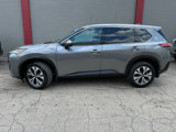 Used 2021 Nissan Rogue SV image 2