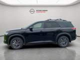 New 2025 Nissan Pathfinder SV image 3