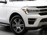 Used 2023 Ford Expedition Limited image 3