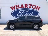 Used 2024 GMC Terrain SLE image 2