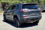 Used 2019 Jeep Cherokee Trailhawk image 4