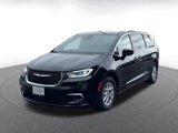 Used 2024 Chrysler Pacifica Touring-L image 5