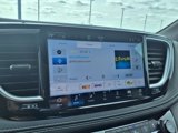 New 2025 Chrysler Pacifica Limited image 5