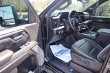 Used 2024 GMC Sierra 2500 AT4X image 3