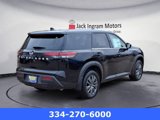 New 2025 Nissan Pathfinder S image 5