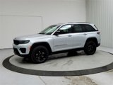 New 2025 Jeep Grand Cherokee Altitude image 3