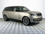 Used 2025 Land Rover Range Rover Long Wheelbase SE image 3