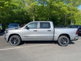 New 2025 RAM 1500 4x4 Crew Cab image 3