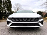 Used 2024 Hyundai Elantra Limited image 5