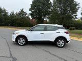 Used 2023 Nissan Kicks S image 3