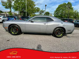Used 2015 Dodge Challenger SXT w/ Driver Convenience Group image 4