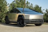 Used 2024 Tesla Cybertruck AWD Crew Cab image 4