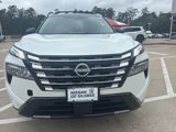 New 2025 Nissan Rogue Platinum w/ Platinum Premium Package image 3