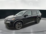 Used 2024 Nissan Rogue SV image 3