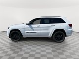 Certified 2022 Jeep Grand Cherokee Laredo X image 3