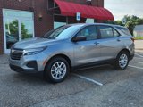 Used 2023 Chevrolet Equinox LS image 2