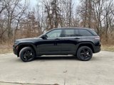 New 2025 Jeep Grand Cherokee Limited w/ Black Appearance Package image 5