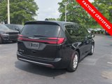 Certified 2023 Chrysler Pacifica Touring-L image 5