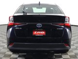 Used 2021 Toyota Prius XLE image 4