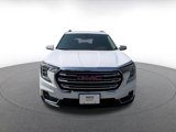 Used 2024 GMC Terrain SLT image 4