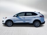 Used 2024 Ford Edge SEL image 4